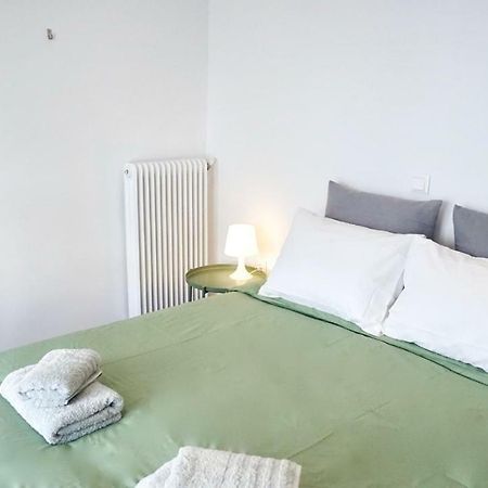 Apartamento Warm & Cozy Studio In Atenas Exterior foto
